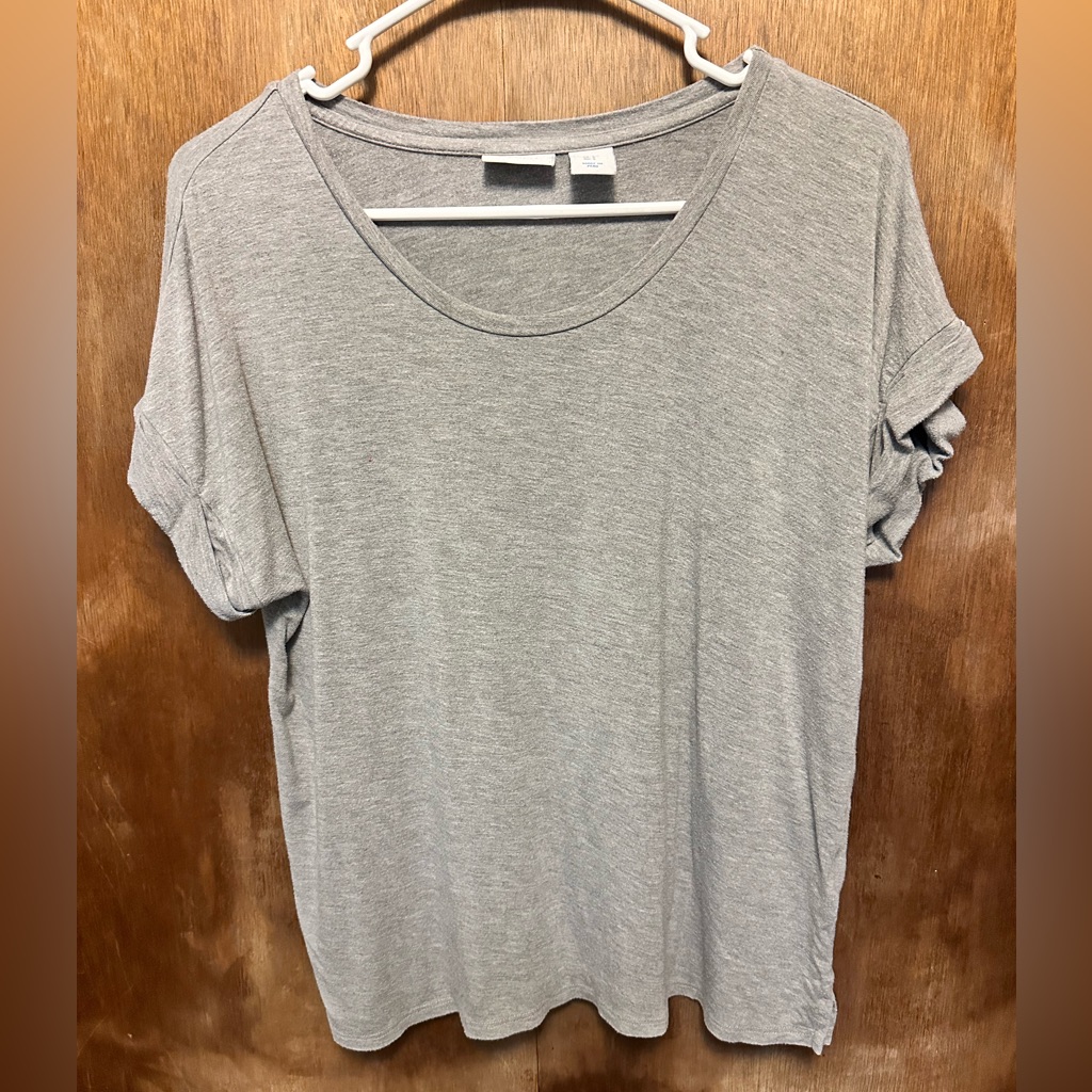 Women’s Basic Shirt